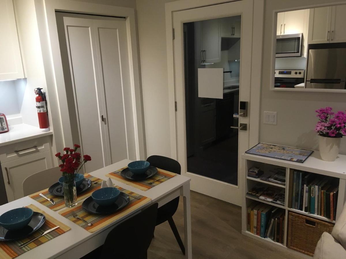Mollys Cottage-The Suite On Vancouver Island Near Yyj Airport And The Wa And Bc Ferries North Saanich Luaran gambar