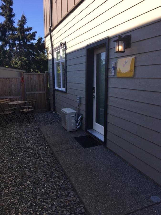 Mollys Cottage-The Suite On Vancouver Island Near Yyj Airport And The Wa And Bc Ferries North Saanich Luaran gambar