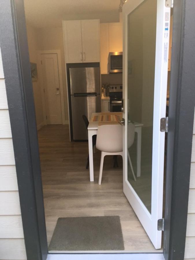 Mollys Cottage-The Suite On Vancouver Island Near Yyj Airport And The Wa And Bc Ferries North Saanich Luaran gambar
